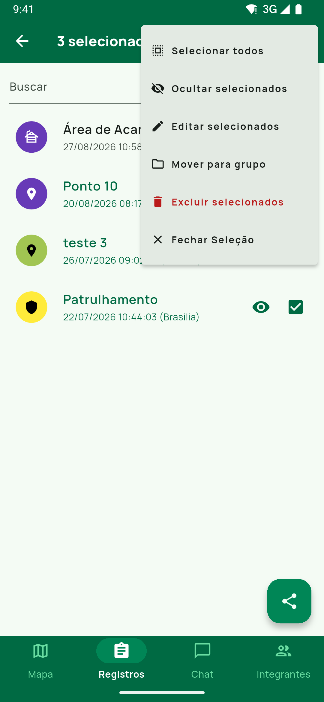 Modo Selecionar com três registros marcados e o ⋮ aberto: Selecionar todos, Ocultar selecionados, Editar selecionados, Mover para grupo, Excluir selecionados e Fechar Seleção.