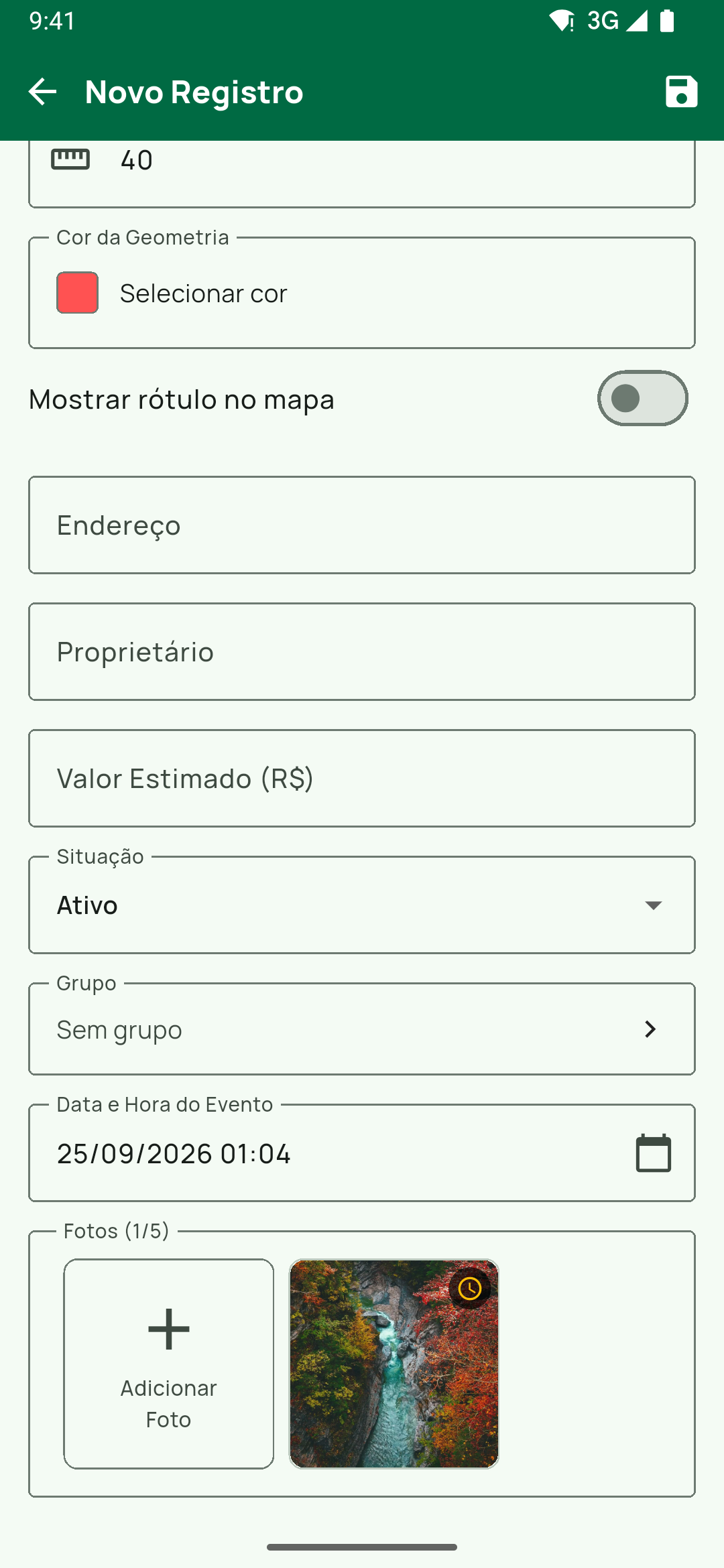 Metade de baixo da tela Novo Registro: Situação, Grupo (Sem grupo), Data e Hora do Evento e Fotos (1/5) com a miniatura anexada e o quadro Adicionar Foto.